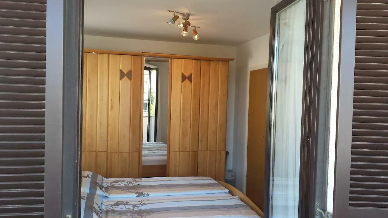 Apartment Valentina Πόρετς Κροατία